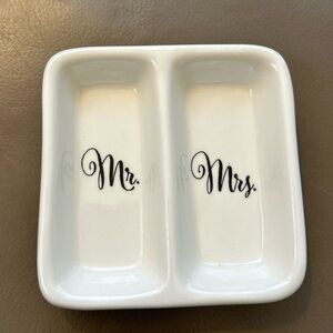 🤍White 🤵‍♂️Mr. and 👰‍♀️Mrs. Ceramic Tray